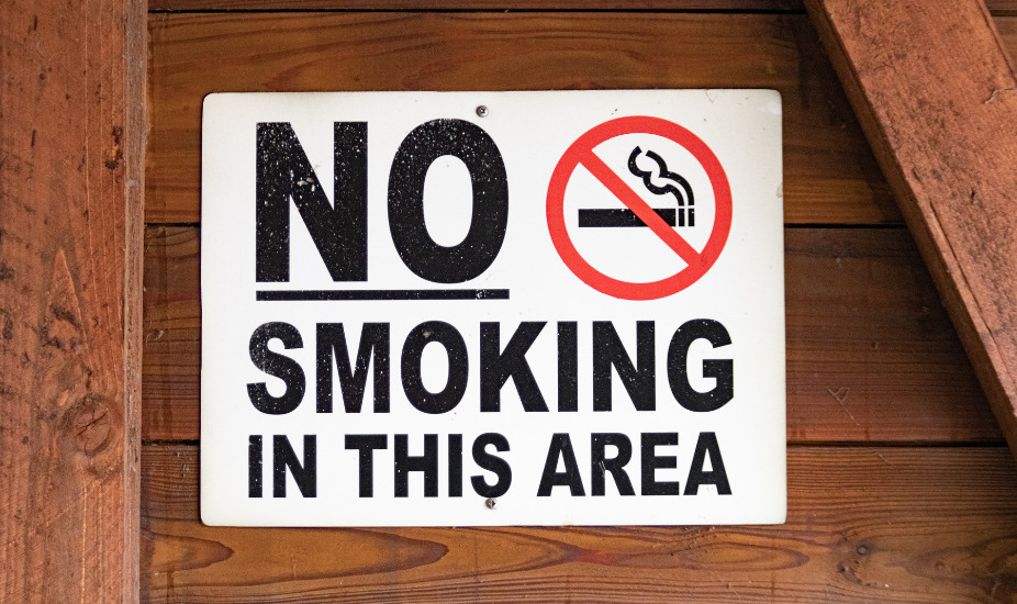 保育士の喫煙はOK？NG？日本とカナダの保育現場を徹底比較